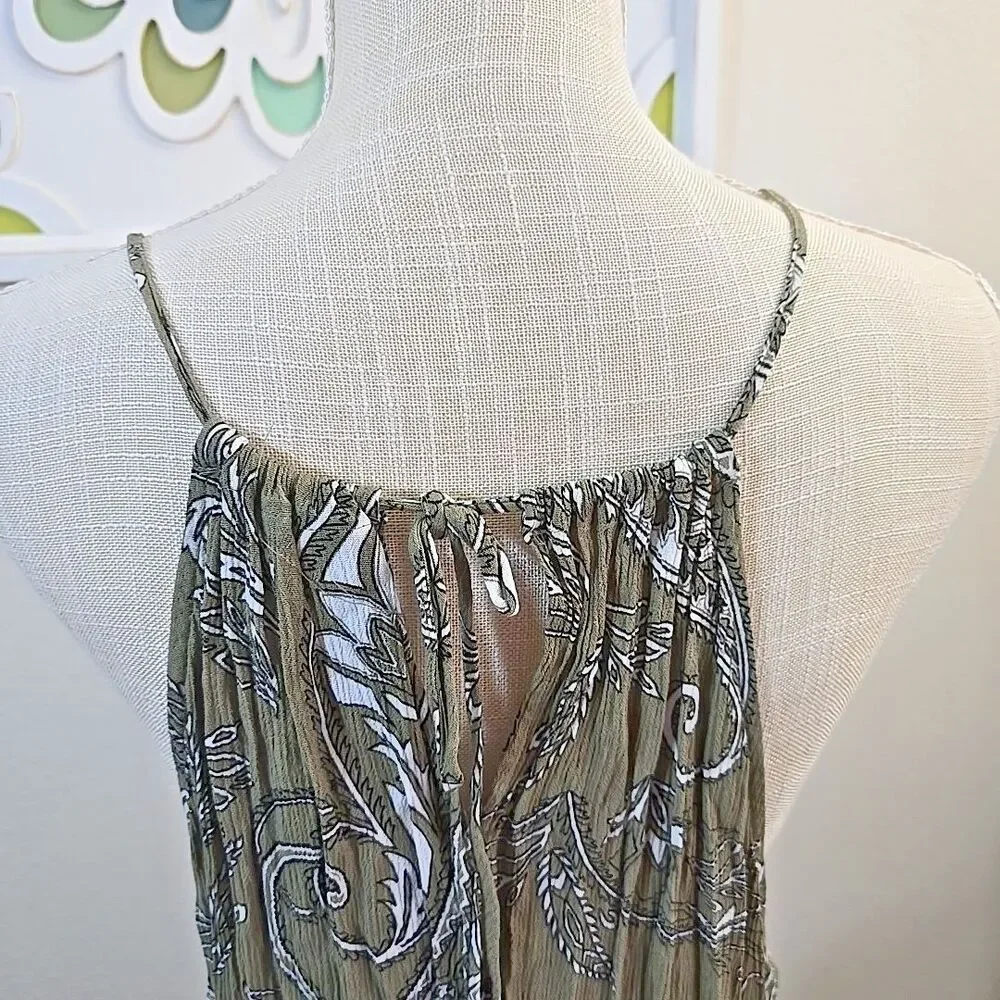 Soho Jeans Women's Size XL Olive Green Paisley Print Halter Sleeveless Tank Top